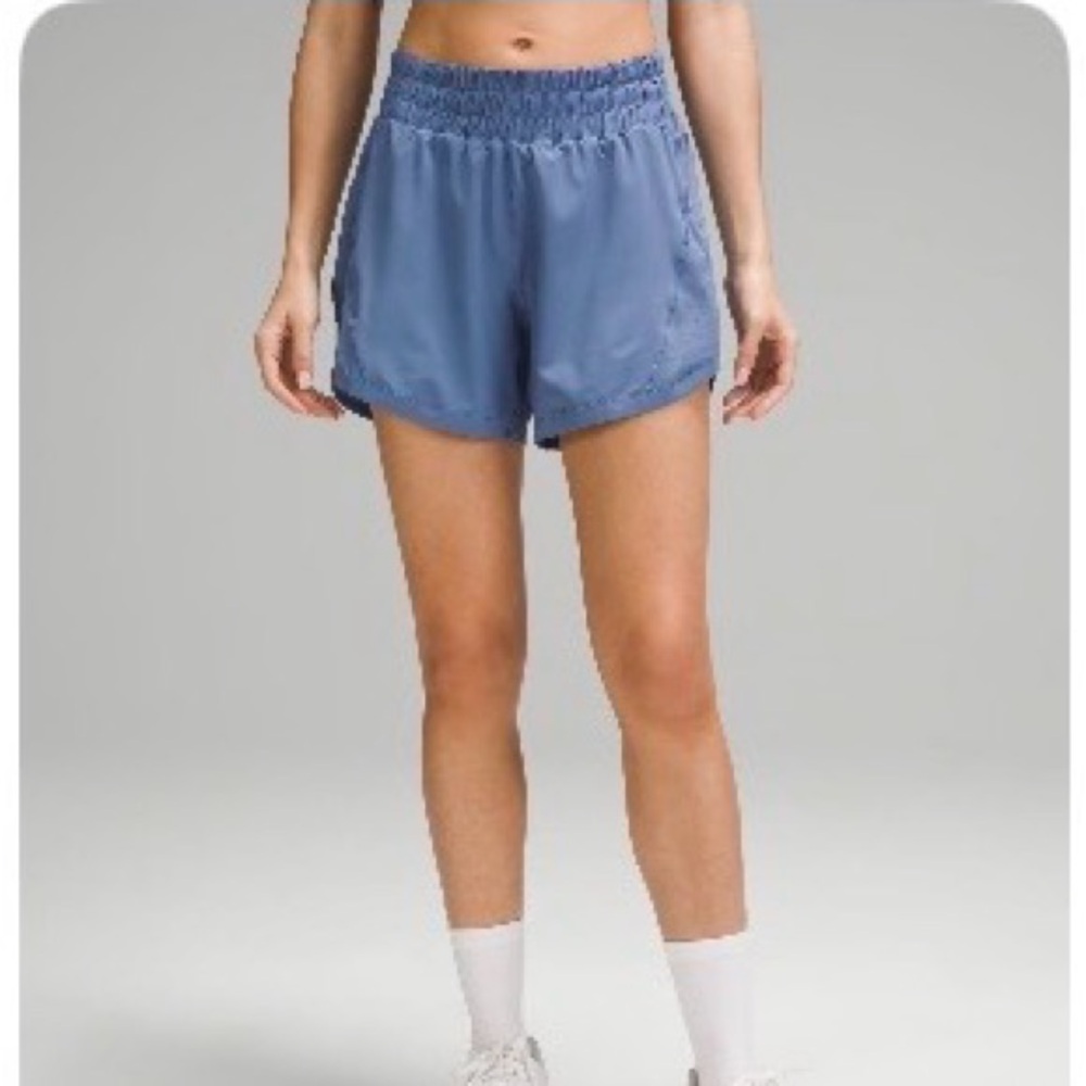 Lululemon Track That High-Rise Lined Short 5". Size 10. Oasis blue